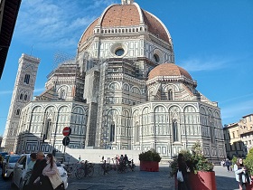 Widok na Katedrę Duomo we Florencji